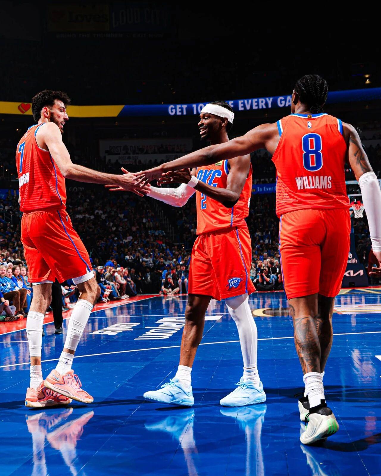 20胜1负的雷霆，正在豪横地“浪费”时间？